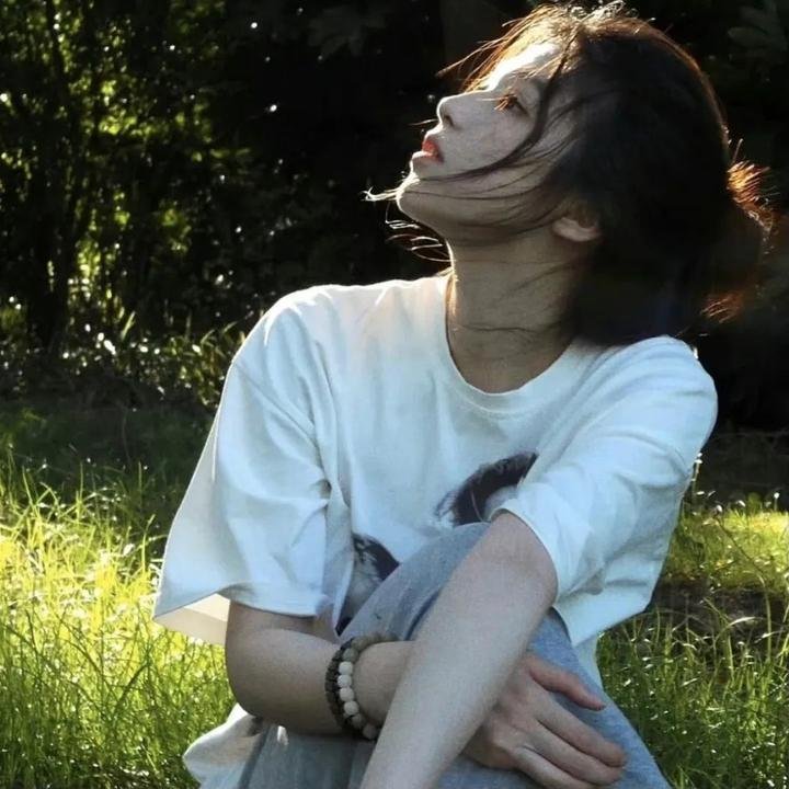 夜晚游玩生活